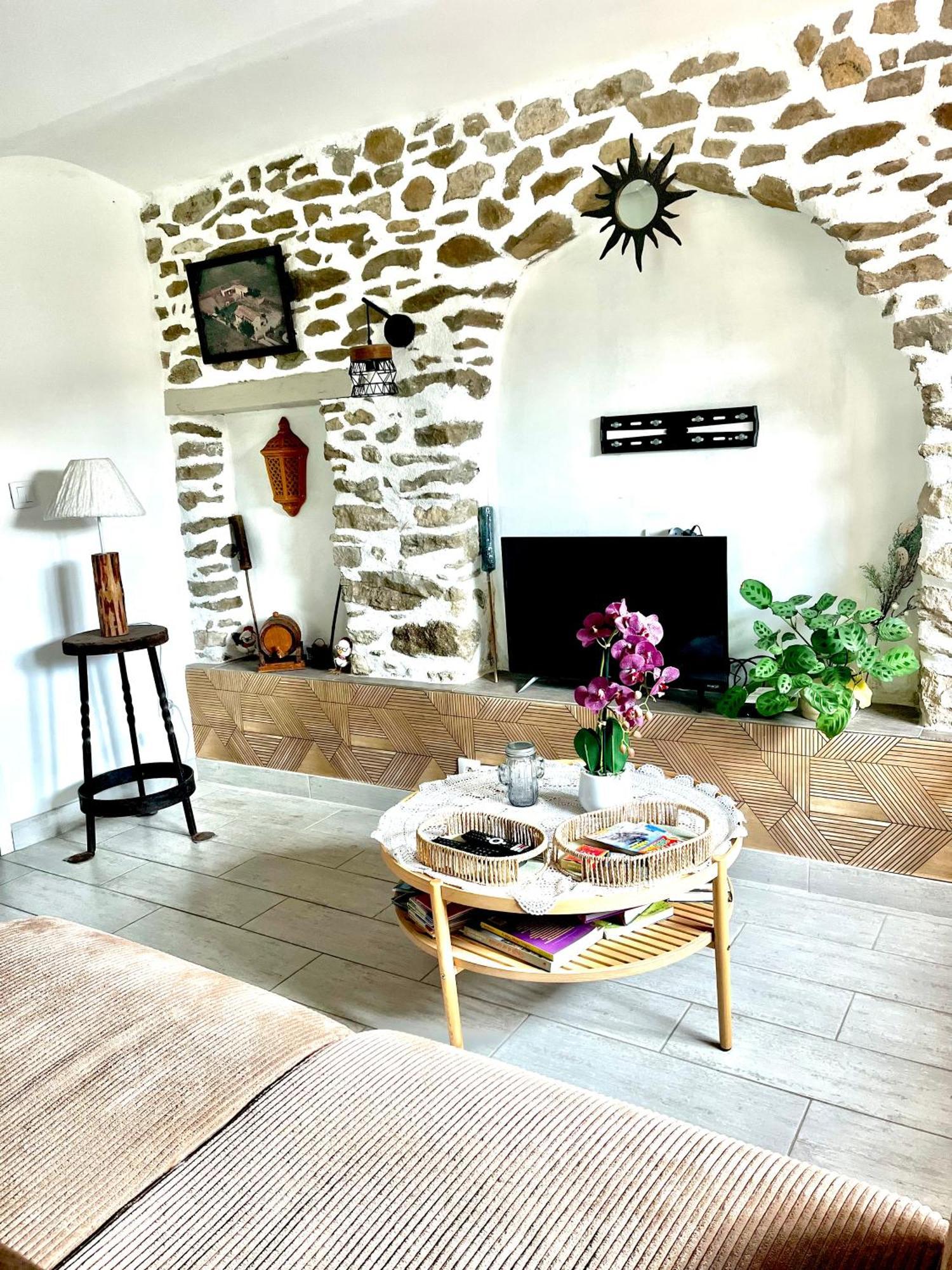 Appartement Cosy Saint-Hilaire-de-Brethmas Esterno foto